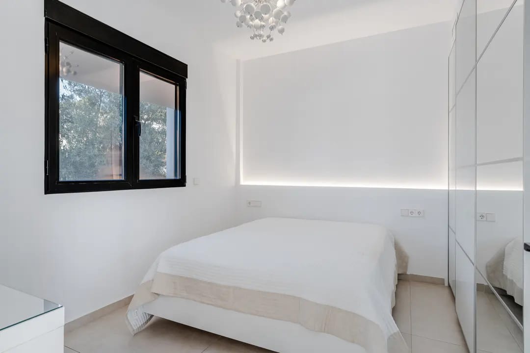 Villa de luxe à Benitachell : espace et intimité près de Moraira