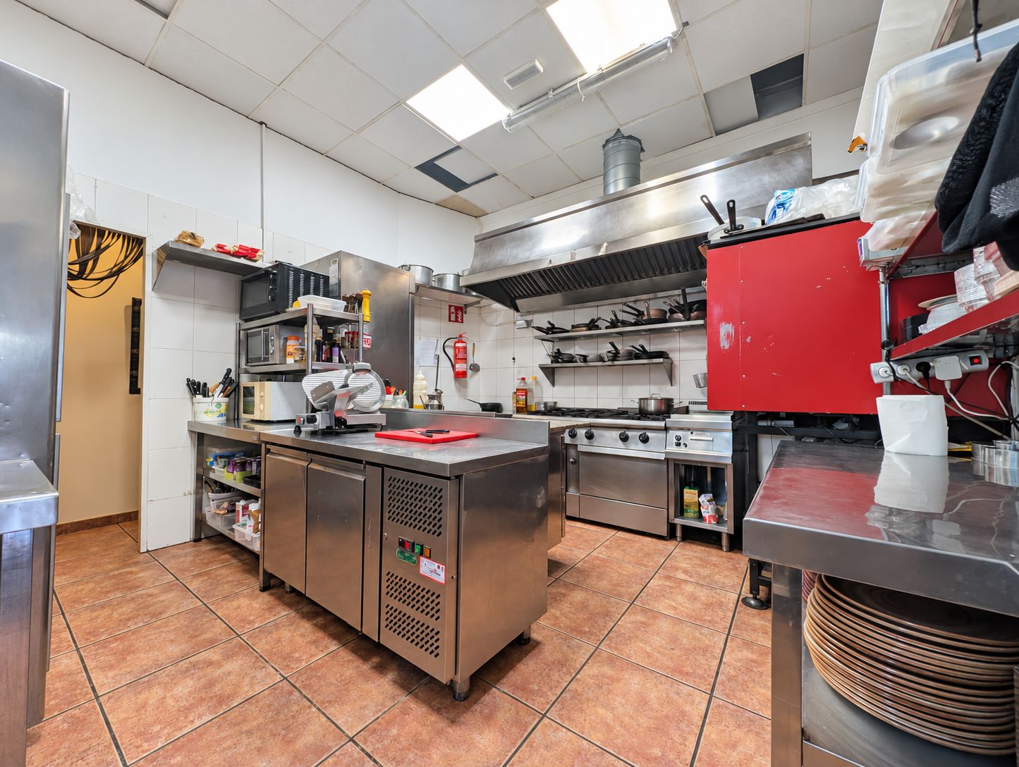 Fonds de commerce de restaurant à vendre à Moraira : pizzeria italienne équipée